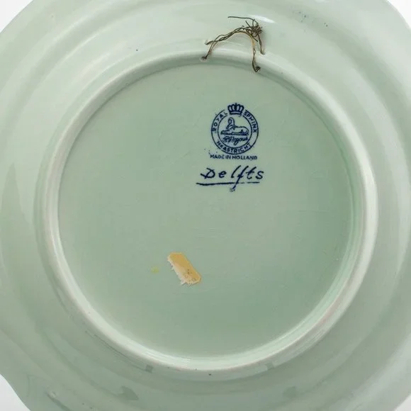 Vintage Porcelain Charger | Royal Sphinx Delfts Blue and White Plate | Holland - Picture 2 of 7